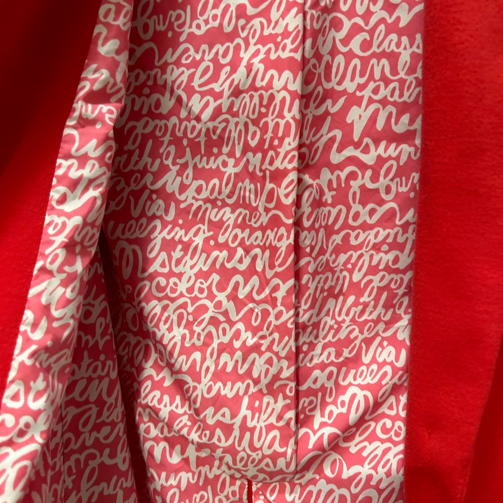 Lily Pulitzer fuchsia blazer. Size XS. Front pockets. Great condition